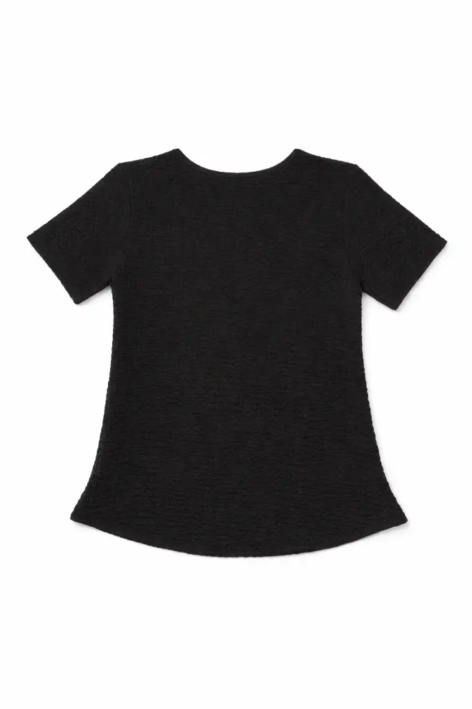 casual hawai negra espalda.webp